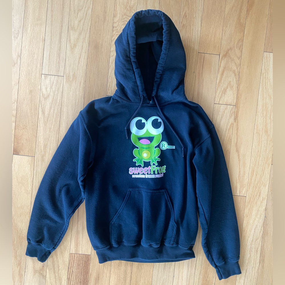 Gildan Black Sweet Frog Hoodie
